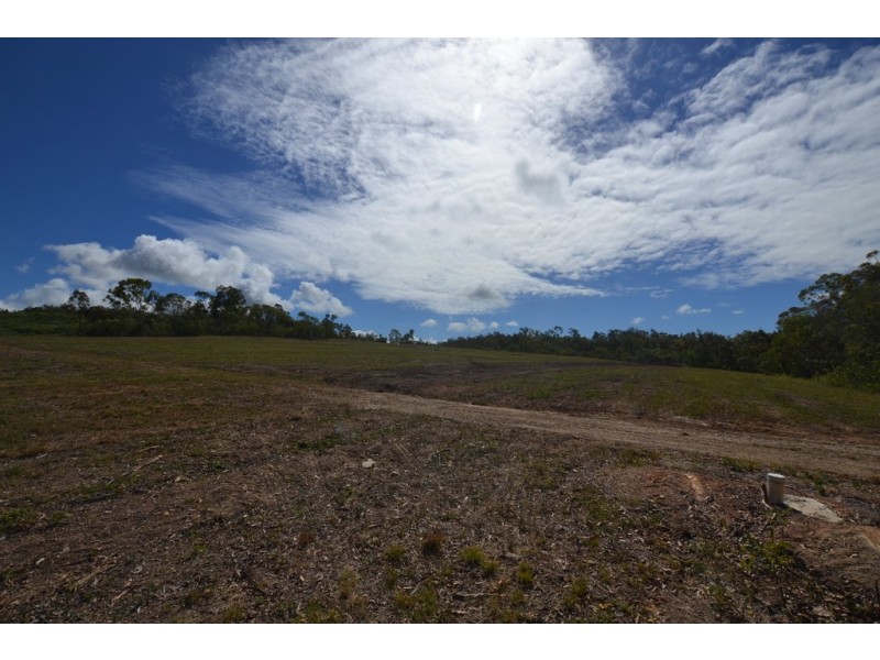 1405 Old Byfield Road, Lake Mary QLD 4703