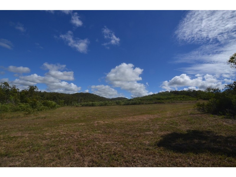 1405 Old Byfield Road, Lake Mary QLD 4703