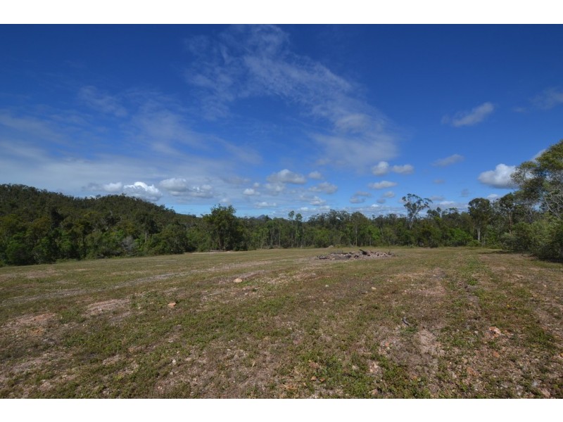 1405 Old Byfield Road, Lake Mary QLD 4703