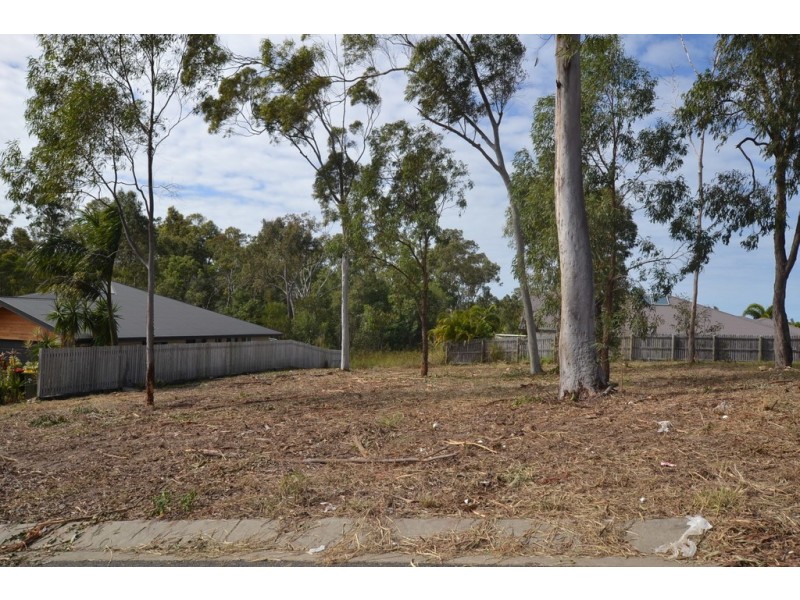 4 Waterlily Place, Yeppoon QLD 4703