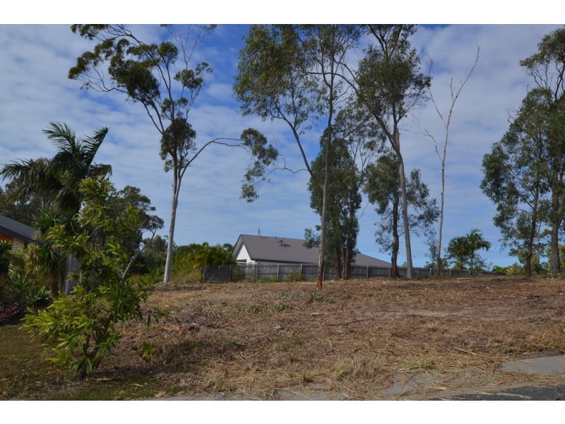 4 Waterlily Place, Yeppoon QLD 4703
