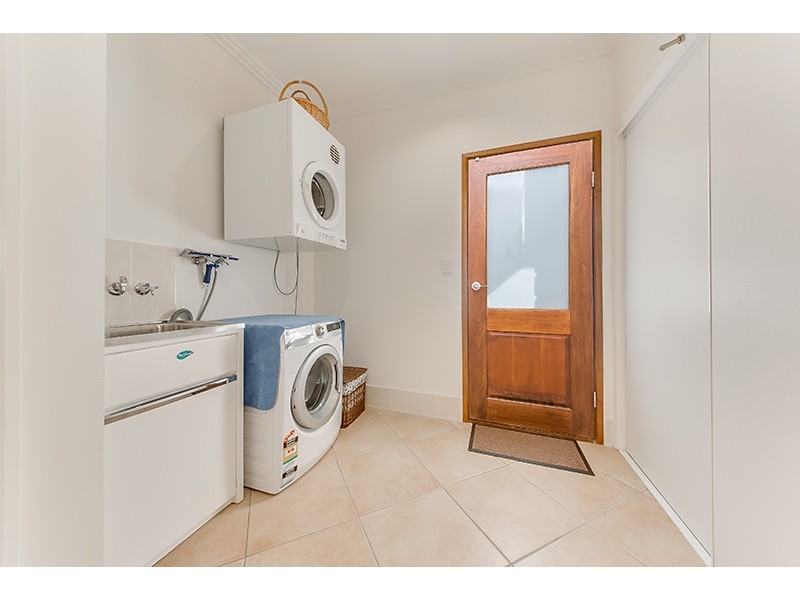 3 Ridgeline Drive, Tanby QLD 4703