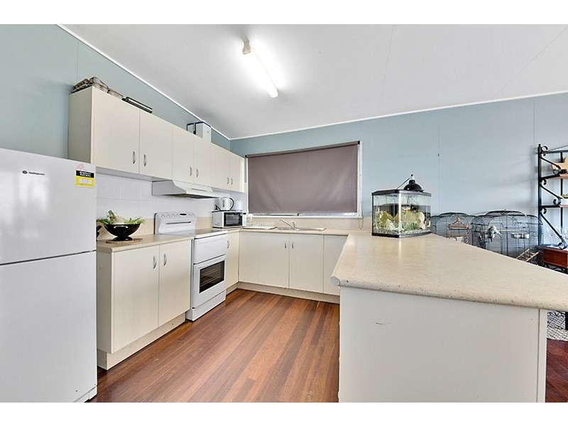 39 Matthew Flinders Drive, Cooee Bay QLD 4703