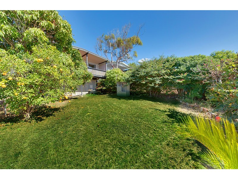 39 Matthew Flinders Drive, Cooee Bay QLD 4703