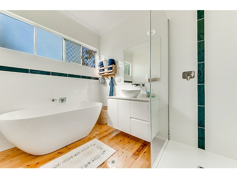 33 Reef Street, Zilzie QLD 4710