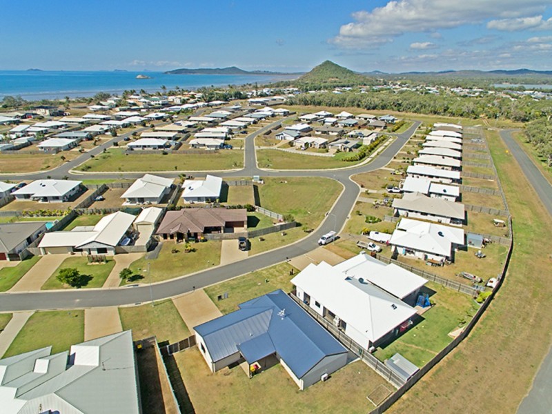 26 Riviera Way, Mulambin QLD 4703