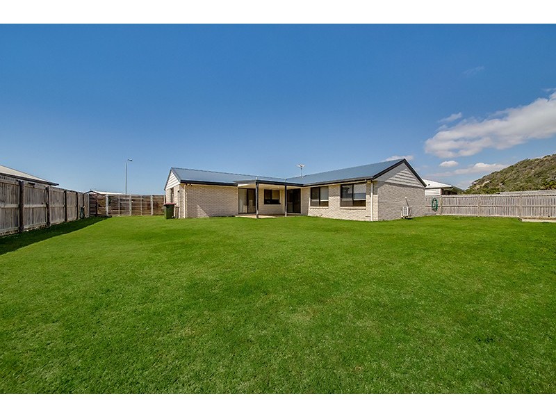 26 Riviera Way, Mulambin QLD 4703