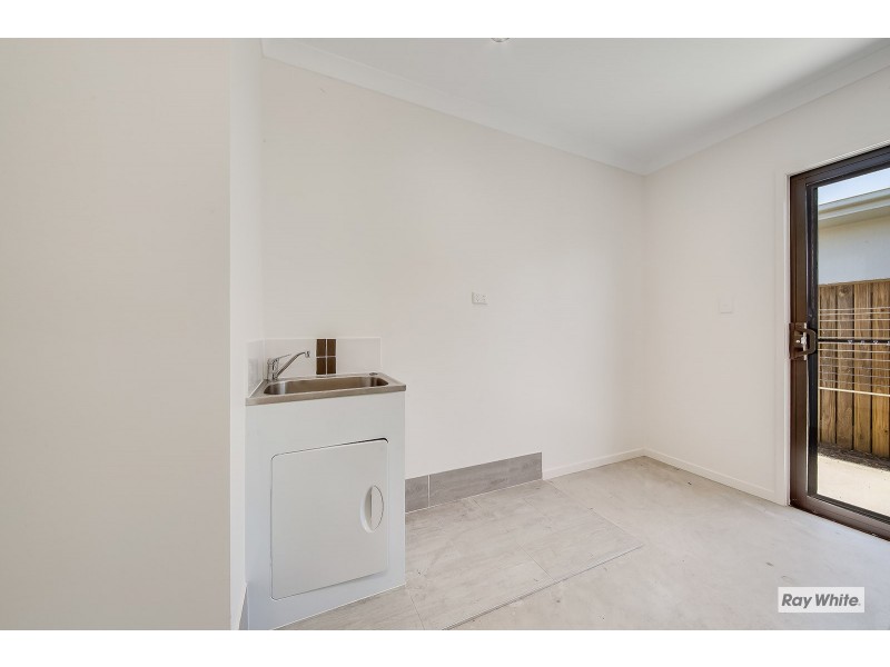 5 Norfolk Drive, Hidden Valley QLD 4703