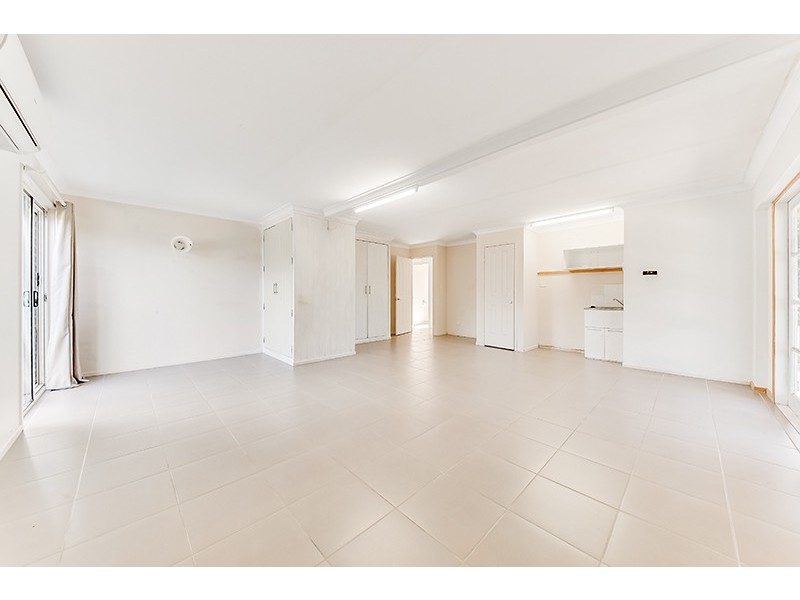 35 Armstrong Road, Pacific Heights QLD 4703