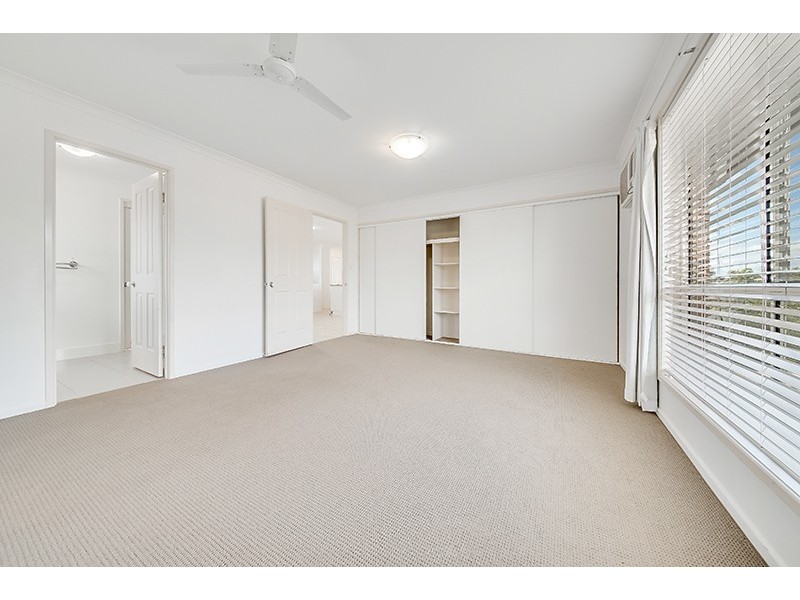 35 Armstrong Road, Pacific Heights QLD 4703