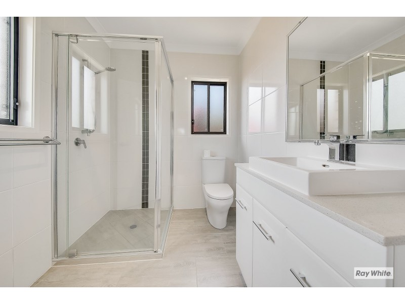 5 Norfolk Drive, Hidden Valley QLD 4703