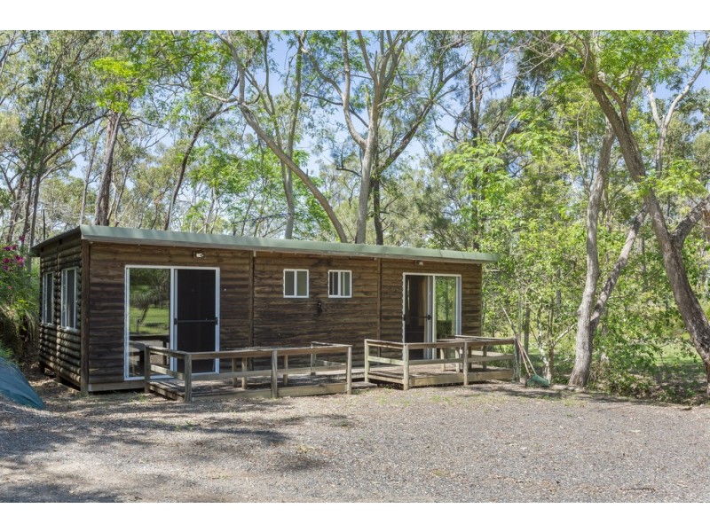 4 Davidson Road, Cawarral QLD 4702