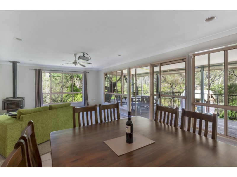 4 Davidson Road, Cawarral QLD 4702