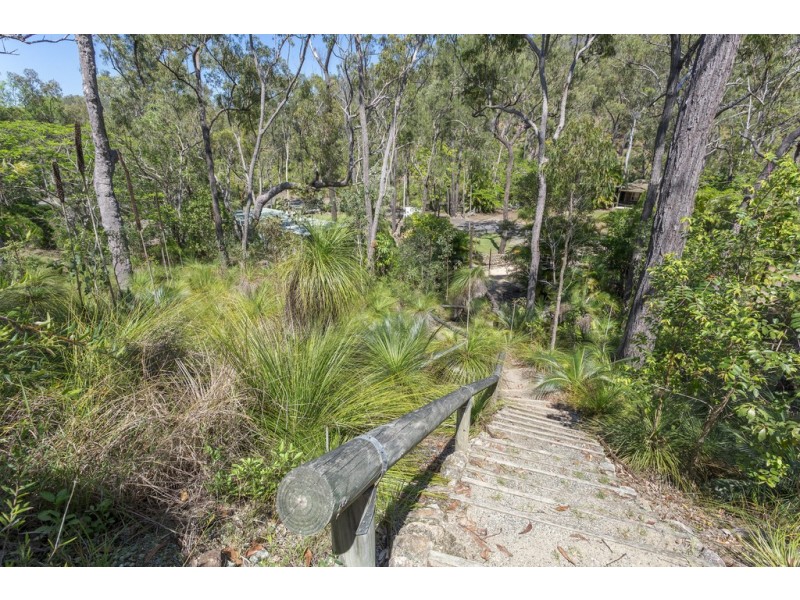 4 Davidson Road, Cawarral QLD 4702
