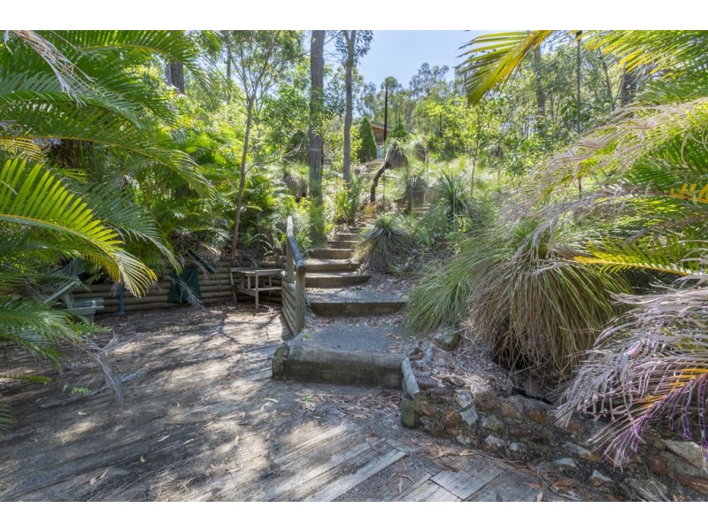 4 Davidson Road, Cawarral QLD 4702