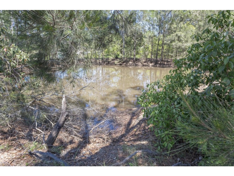 4 Davidson Road, Cawarral QLD 4702