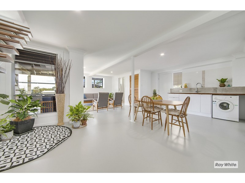 11 Elma Street, Cooee Bay QLD 4703