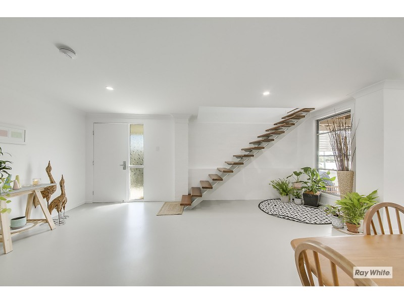 11 Elma Street, Cooee Bay QLD 4703