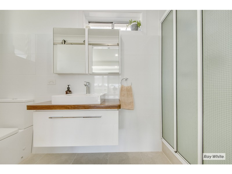 11 Elma Street, Cooee Bay QLD 4703