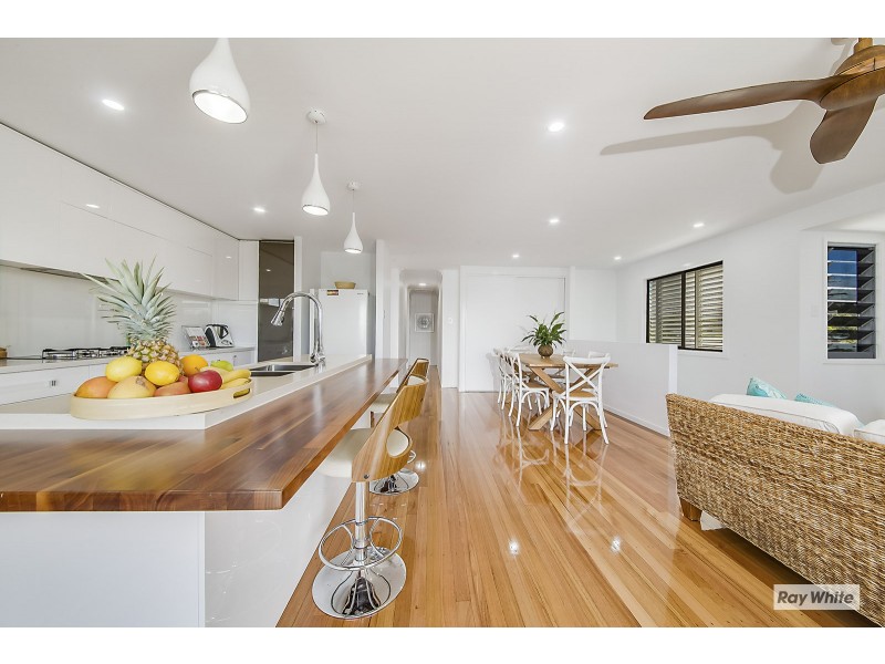 11 Elma Street, Cooee Bay QLD 4703