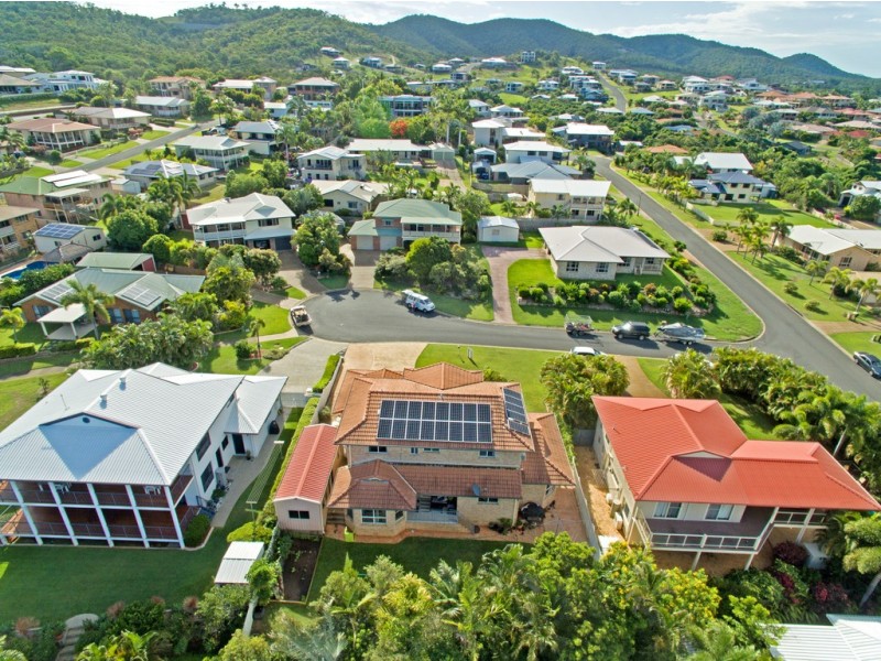 3 Brodie Court, Pacific Heights QLD 4703