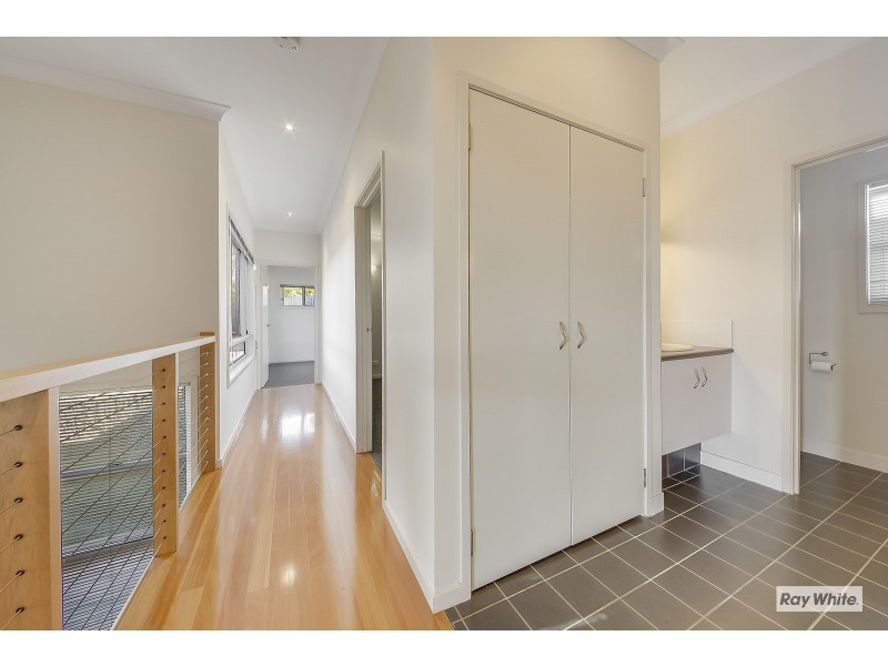 7 Mana Avenue, Pacific Heights QLD 4703