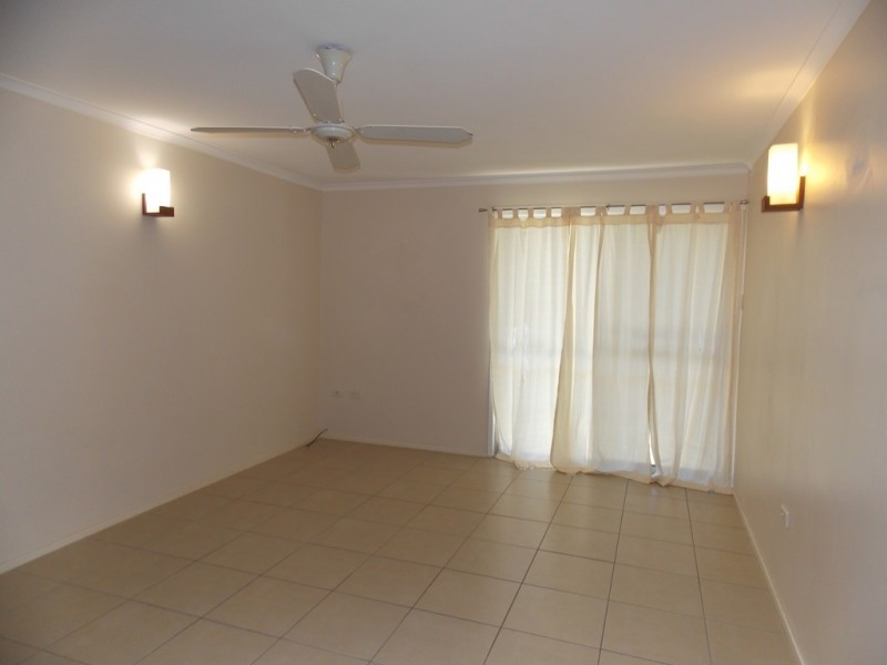 Unit 2, 103 Hartley Street, Zilzie QLD 4710