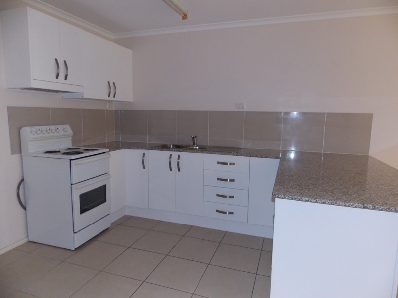 Unit 2, 103 Hartley Street, Zilzie QLD 4710