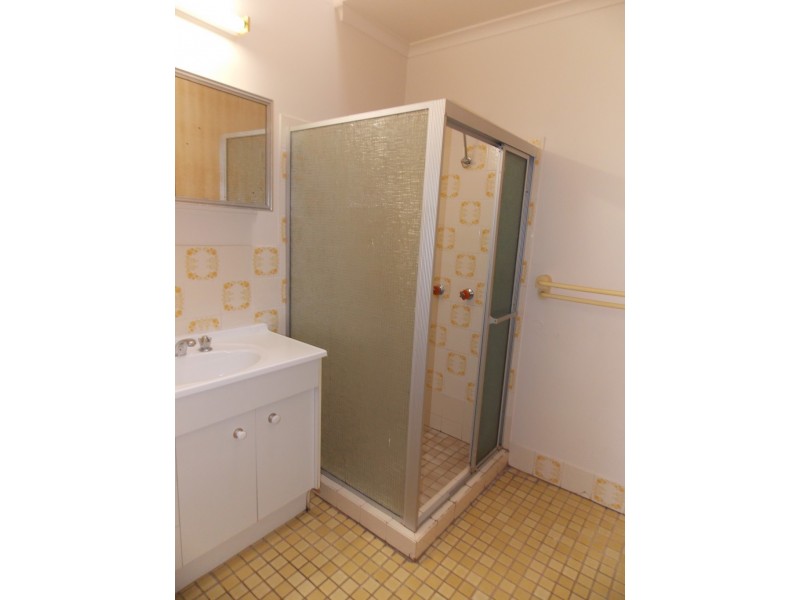 Unit 2, 103 Hartley Street, Zilzie QLD 4710