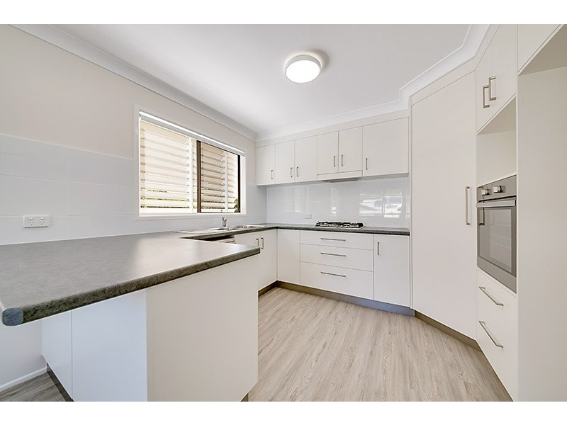 19 Hellas Street, Barlows Hill QLD 4703