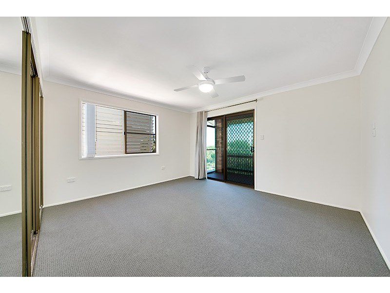 19 Hellas Street, Barlows Hill QLD 4703