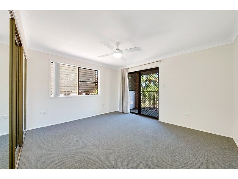 19 Hellas Street, Barlows Hill QLD 4703