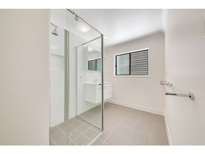 19 Hellas Street, Barlows Hill QLD 4703