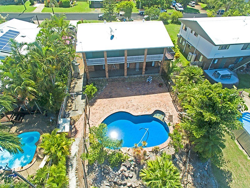 19 Hellas Street, Barlows Hill QLD 4703