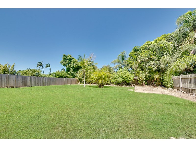 19 Hellas Street, Barlows Hill QLD 4703