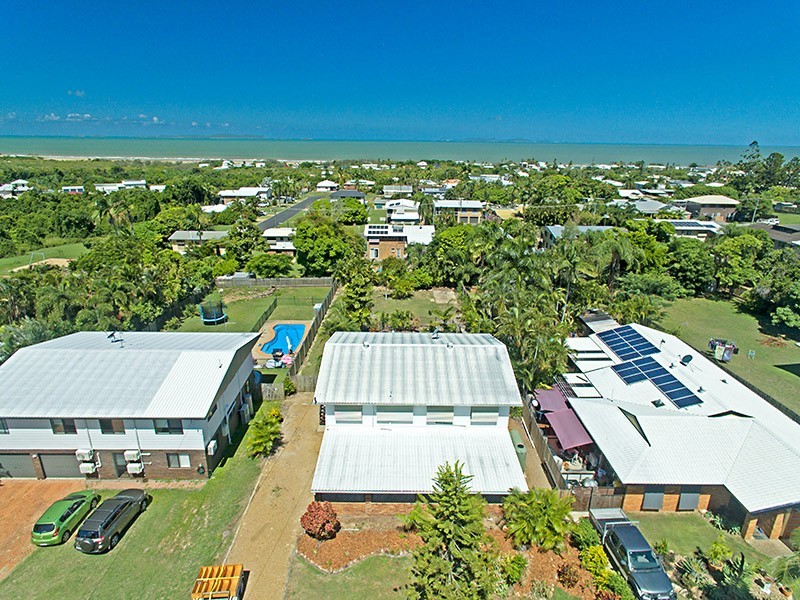 19 Hellas Street, Barlows Hill QLD 4703