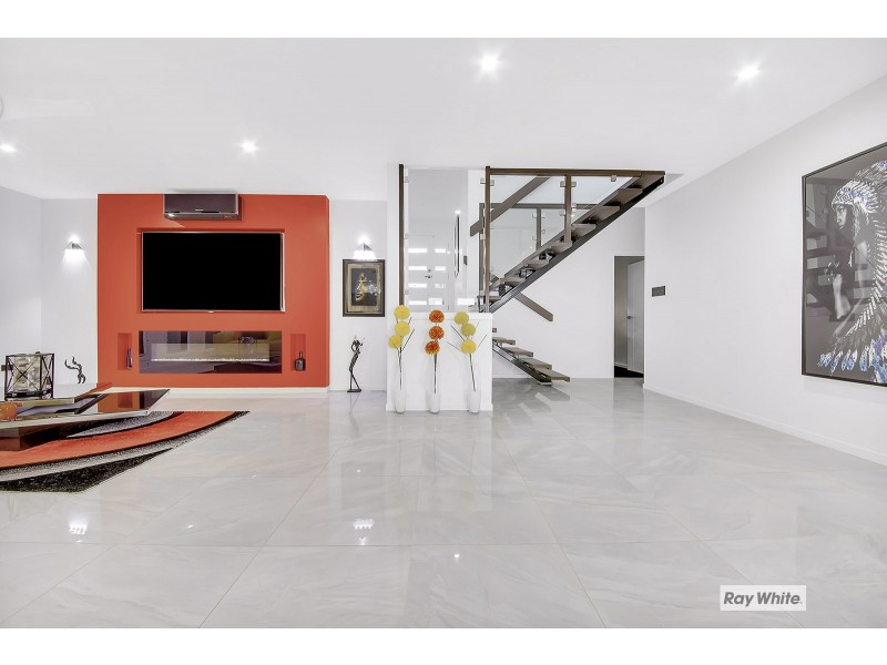 6 Gus Moore Street, Yeppoon QLD 4703