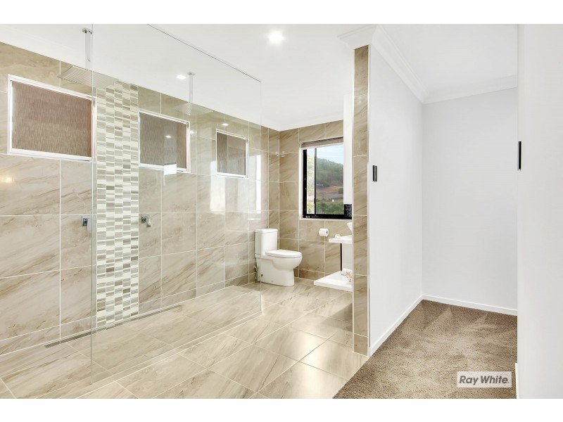 6 Gus Moore Street, Yeppoon QLD 4703