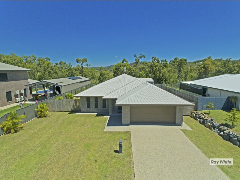 7 Plum Tree Close TENANT APPROVED, Taranganba QLD 4703