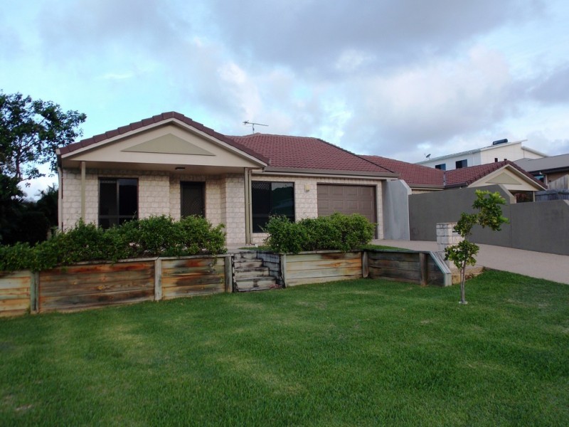 Unit 1, 11 Priors Pocket, Pacific Heights QLD 4703