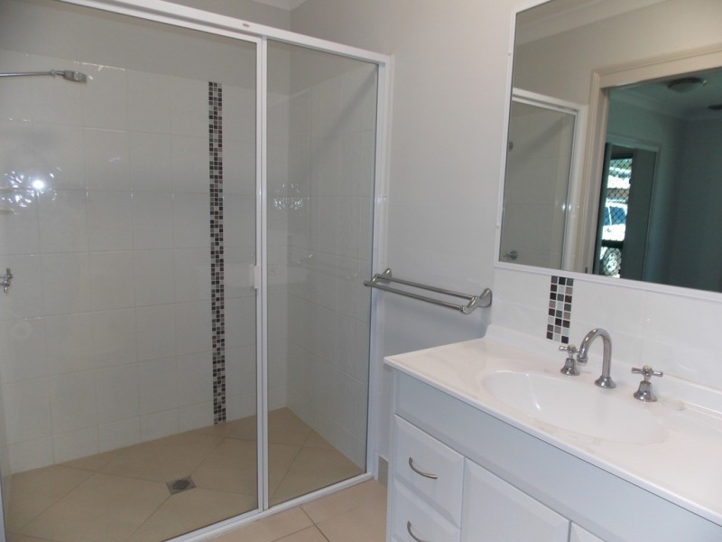 Unit 1, 11 Priors Pocket, Pacific Heights QLD 4703