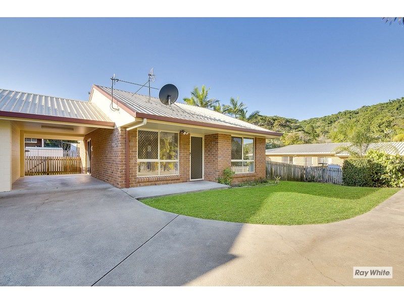 1-2/6 Waringa Place, Yeppoon QLD 4703