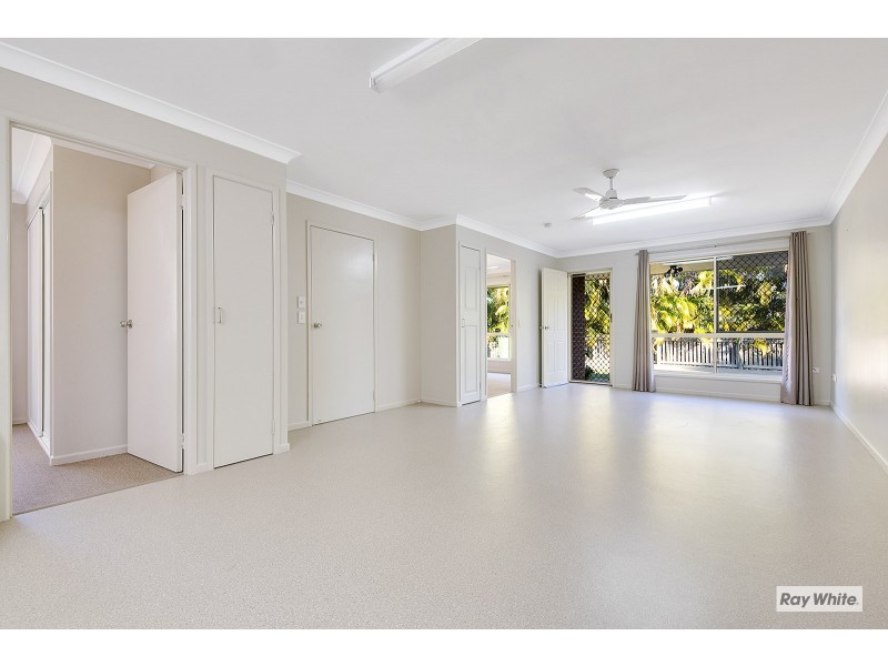 1-2/6 Waringa Place, Yeppoon QLD 4703