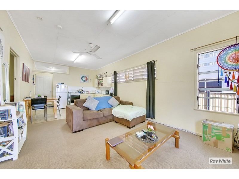 338 Scenic Highway, Rosslyn QLD 4703