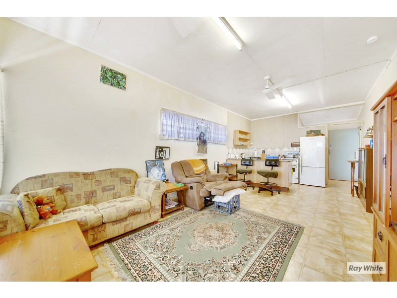 338 Scenic Highway, Rosslyn QLD 4703