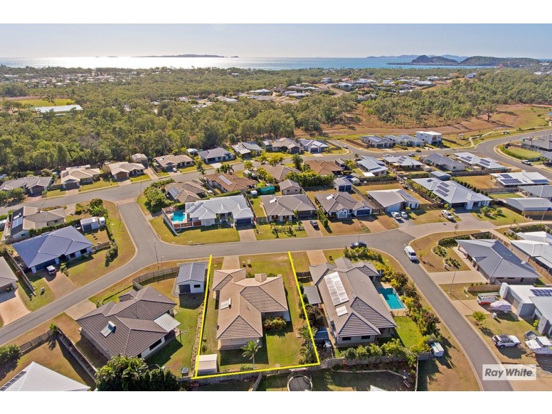 8 Nautilus Street, Taroomball QLD 4703
