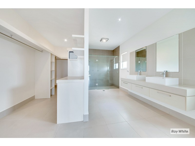 93 Pacific Heights Road, Pacific Heights QLD 4703