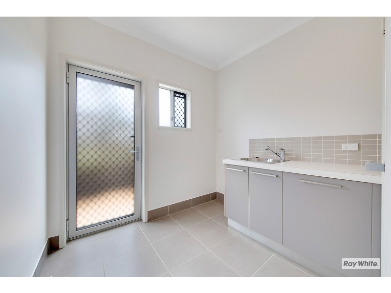 93 Pacific Heights Road, Pacific Heights QLD 4703