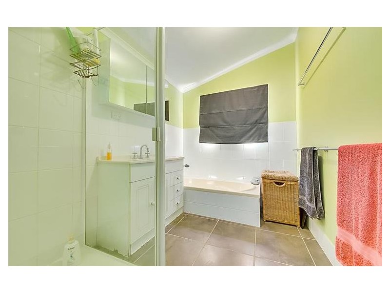 80 Hoys Road TENANT APPROVED, Coowonga QLD 4702