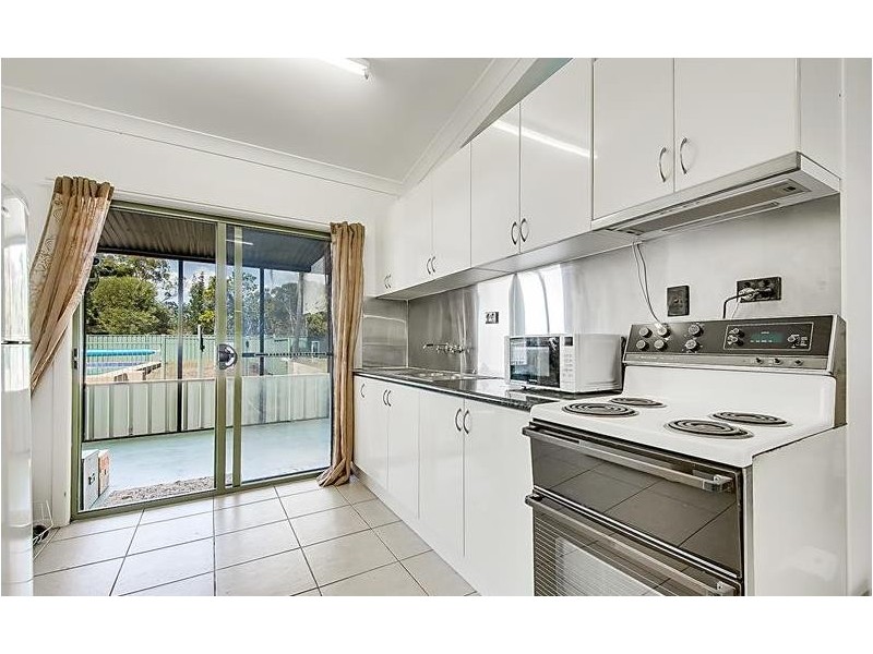 80 Hoys Road TENANT APPROVED, Coowonga QLD 4702